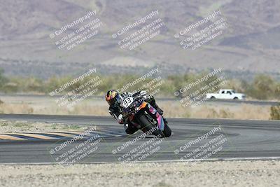 media/Nov-01-2025-CVMA (Sat) [[fc0f7531b8]]/Race 8-Supersport Middleweight/